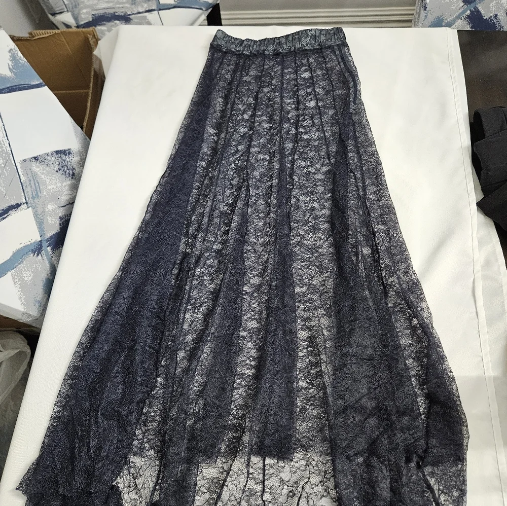 Free People Shape Of You MAXI SKIRT sheer Navy Lace xxs - Picture 4 of 8